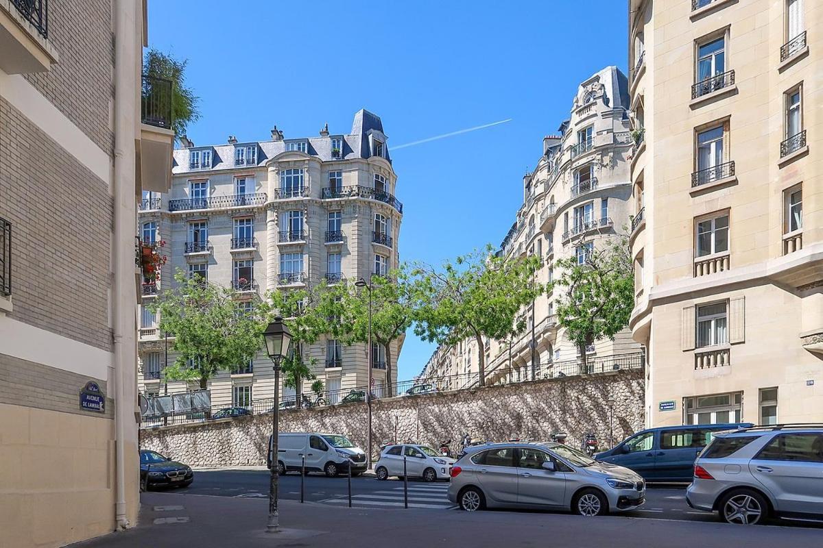 Entire Cozy Apartment Near Eiffel Tower In París Exterior foto